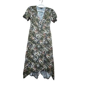 Banana Republic Wrap Dress Women’s Size 2 Jungle Print Hidden Tigers